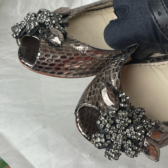 Preloved $275 Vera Wang Lavender Lyza Slingback Peep Toe Flats Size 5.5 - Picture 14 of 14